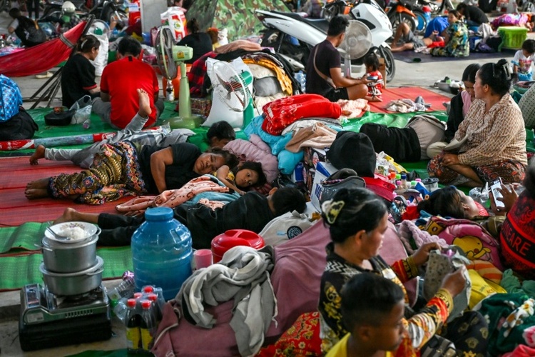 Kämpfe zwischen Thailand und Kambodscha dauern ungeachtet der US-Friedensbemühungen an