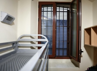 Gefängnisausbruch mit Säge und Laken: Zweiter Häftling in Marseille geschnappt