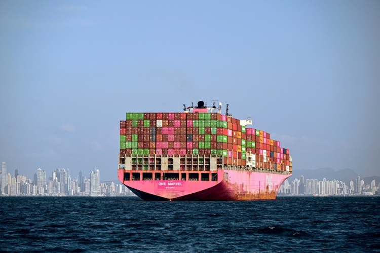 Rekord: Panamakanal bringt dem Staat fast drei Milliarden Dollar ein