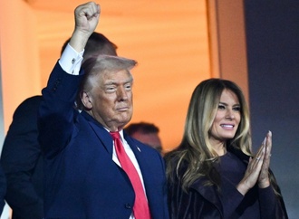 Trump drückt Kulturzentrum in Washington seinen Namen auf