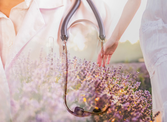 Recharging at Work? How Therapists Regain Inner Balance with the Goethert Method''s Subtle Body Balan