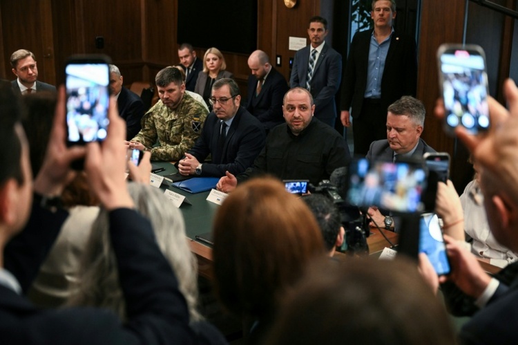 Treffen zwischen Vertretern der USA, Europas und der Ukraine am Freitag