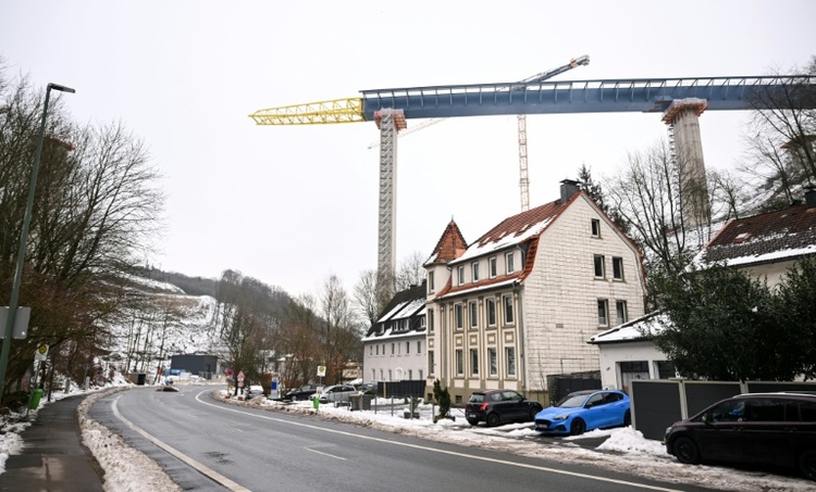 Neue Autobahnbrücke Rahmede in Südwestfalen wird eingeweiht