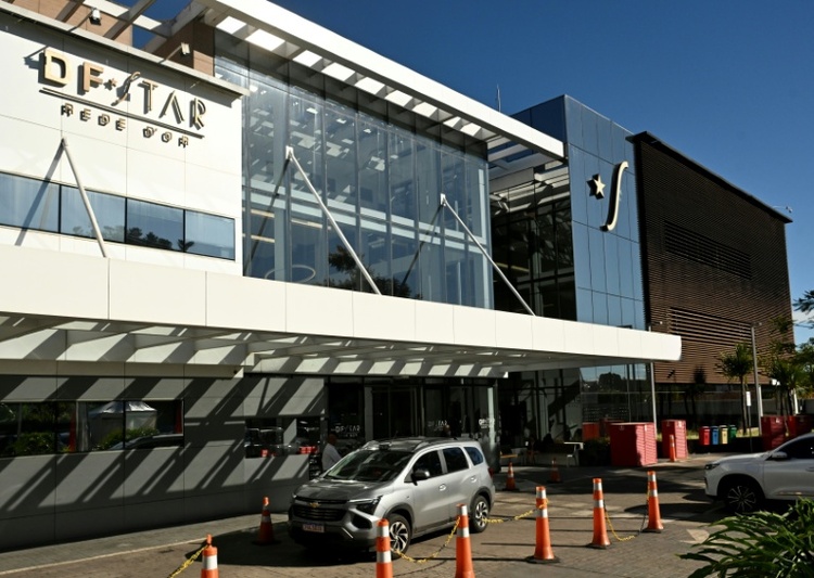 Brasiliens inhaftierter Ex-Präsident Bolsonaro wegen chronischen Schluckaufs behandelt