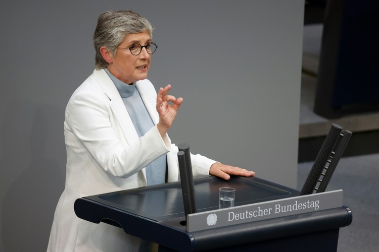 Grüne fordern mit Blick auf Ukraine-Gespräche mehr Druck auf Putin