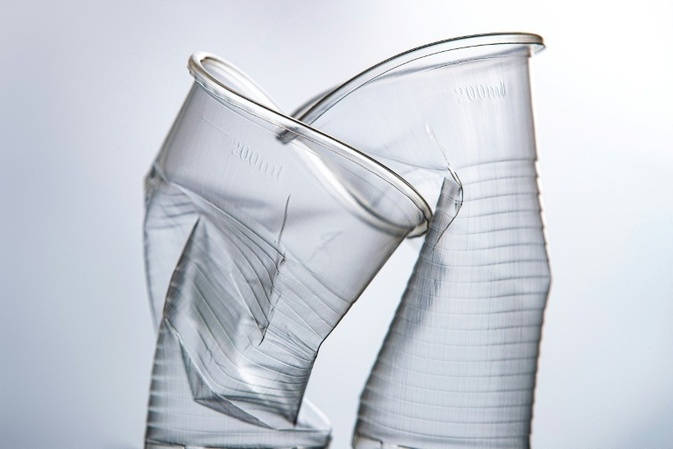 Frankreich verschiebt Verbot von Wegwerf-Plastikbechern um vier Jahre