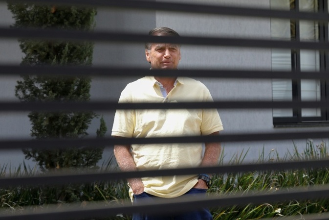 Zurück ins Gefängnis: Bolsonaro verlässt Krankenhaus nach Operation wieder