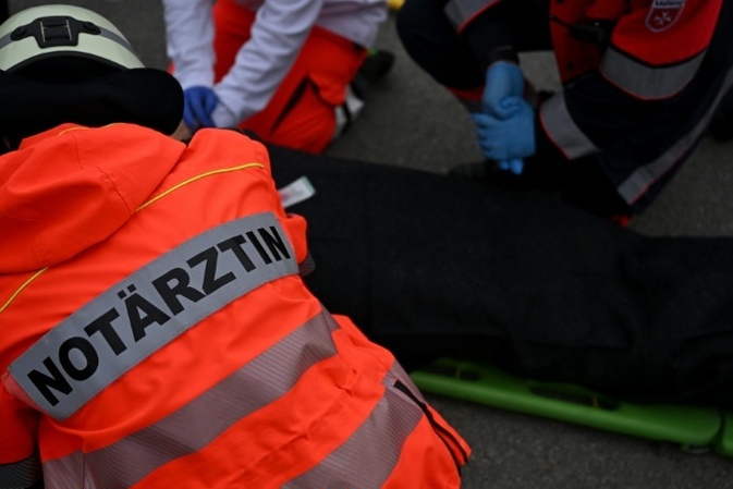 Tödlicher Unfall in Klärwerk in Bayern: Arbeiter treibt leblos in Becken