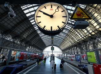 ''Konstruktiv und sachlich'': Bahn und GDL haben Tarifverhandlungen begonnen