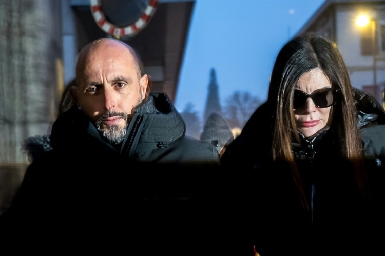 Brandkatastrophe in der Schweiz: Bar-Betreiberin bittet um Entschuldigung