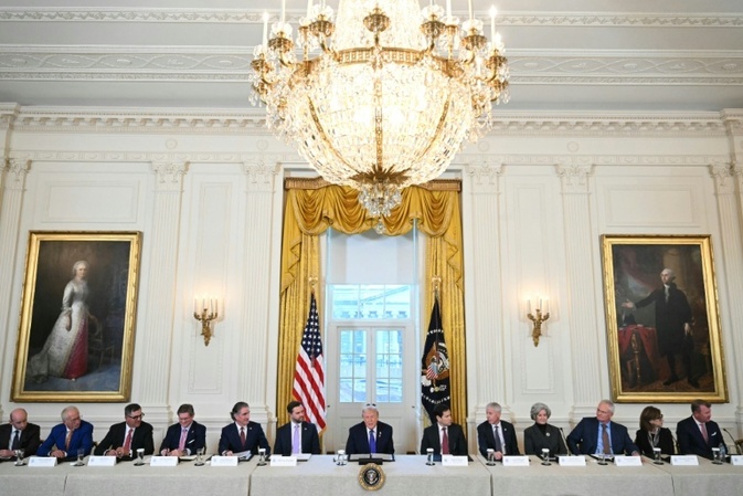 Trump trifft nach US-Angriff auf Venezuela Chefs von Ölkonzernen