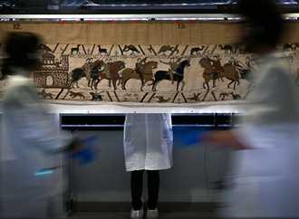 Deutschland gibt Fragmente von berühmtem Wandteppich nach Bayeux zurück