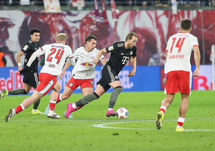 1. Bundesliga: Bayern demontieren Leipzig im eigenen Haus