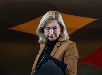 Telefonische Krankschreibung: Gesundheitsministerin Warken kündigt Überprüfung an