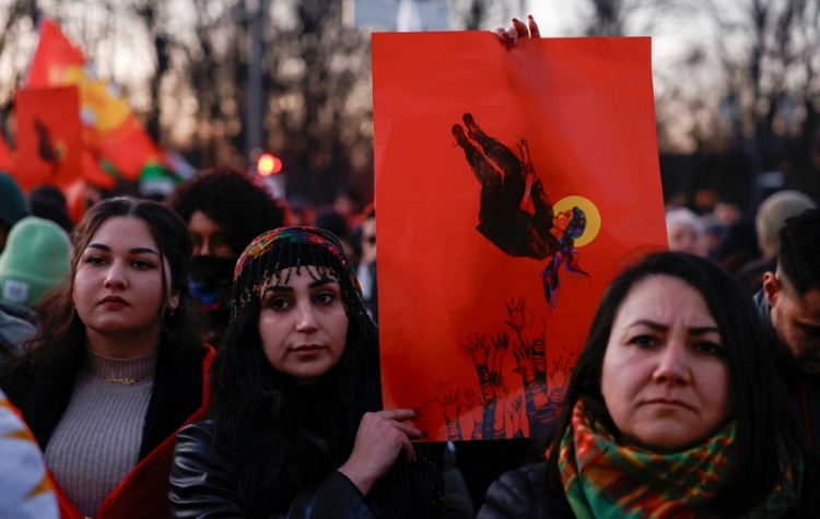 Ausschreitungen bei prokurdischen Demonstrationen - Imbisse in Dortmund angegriffen