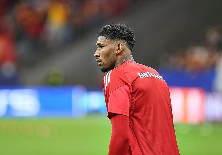 Champions League: Eintracht nach Blamage in Baku ausgeschieden