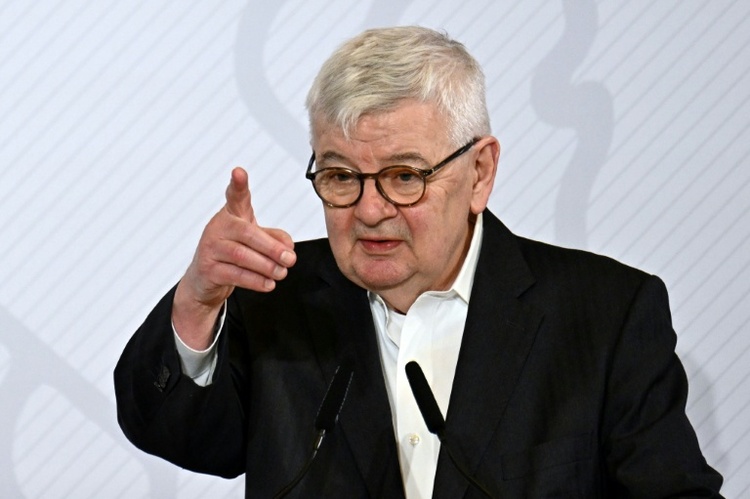 Ex-Außenminister Joschka Fischer plädiert für atomare Aufrüstung Europas