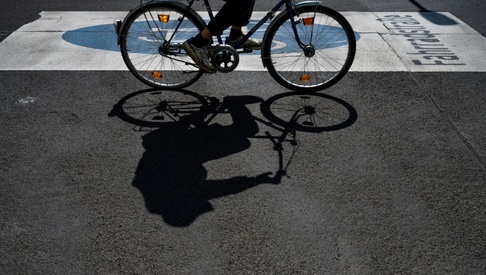Verkehrsgerichtstag will Alkohol beim Radeln und Handy am Steuer strenger ahnden