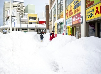 30 Todesfälle durch heftige Schneefälle in Japan