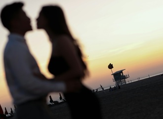 ''Playboy''-Umfrage: Stress und schlechte Nachrichten sorgen für Sex-Flaute