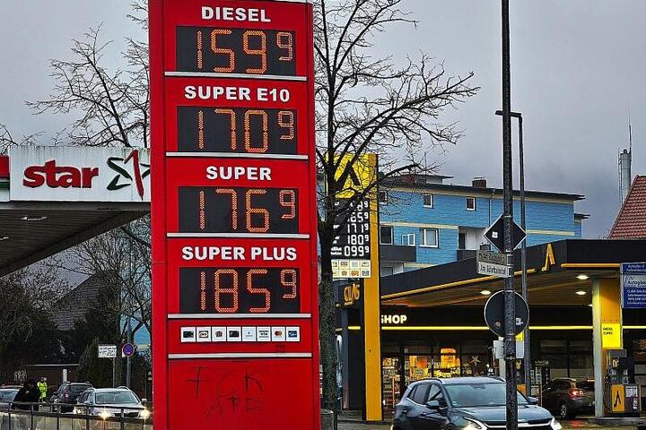 Kraftstoffpreise im Januar deutlich gestiegen