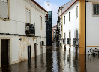 Überschwemmungen in Portugal werfen Schatten auf Präsidentenstichwahl