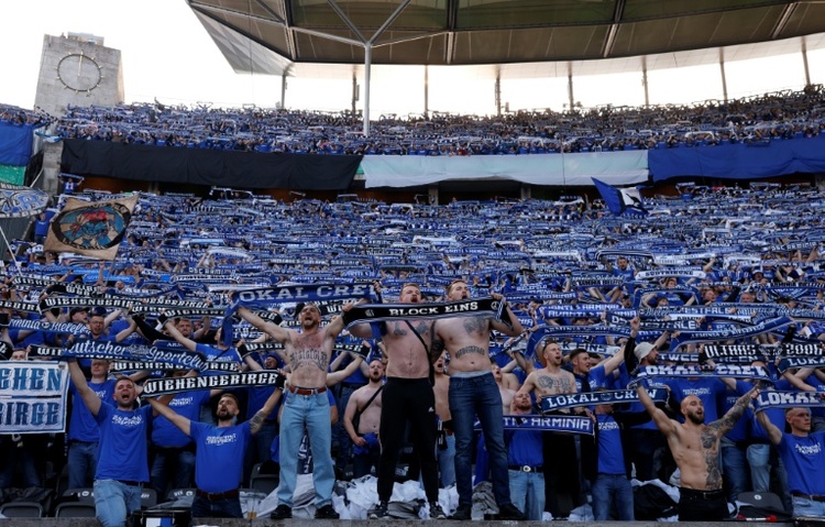 Stadionfieber messbar: Live-Fußball im Stadion treibt Puls besonders hoch