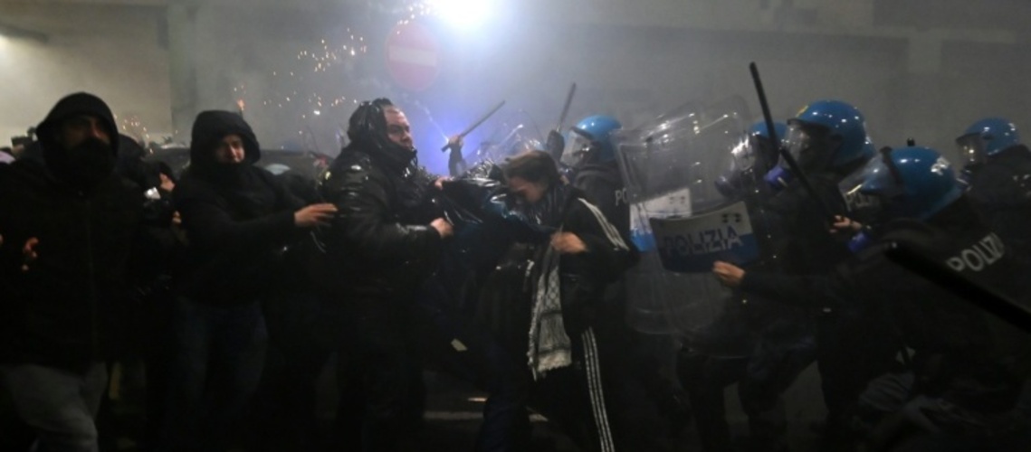 Tausende demonstrieren in Mailand gegen Olympische Spiele - Zusammenstöße mit Polizei