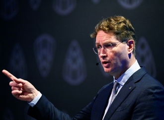 Mercedes-Chef Källenius warnt vor politischem Rechtsruck