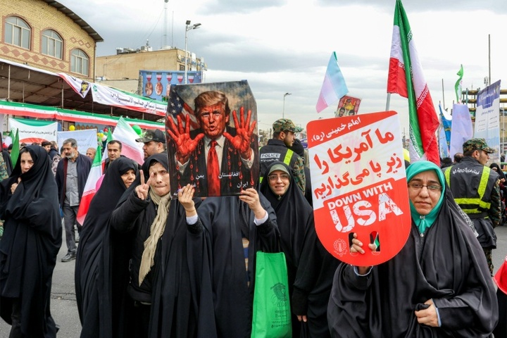 Iran begeht 47. Jahrestag der Revolution inmitten großer Spannungen mit den USA