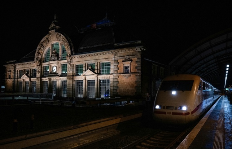 Tarifverhandlungen bei der Bahn: GDL droht mit Abbruch der Gespräche und Streiks