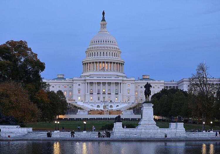 US-Repräsentantenhaus stimmt gegen Trumps Kanada-Zölle