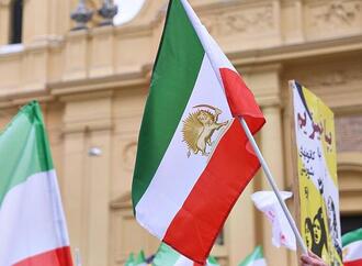 Schah-Sohn befürwortet Militärschlag gegen Regime in Iran