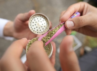 Bundesgerichtshof verhandelt über Werbung für Cannabis auf Rezept