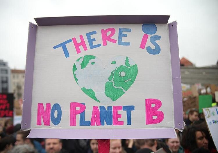 Bundesregierung hält Klimakurs trotz US-Rückschritt fest