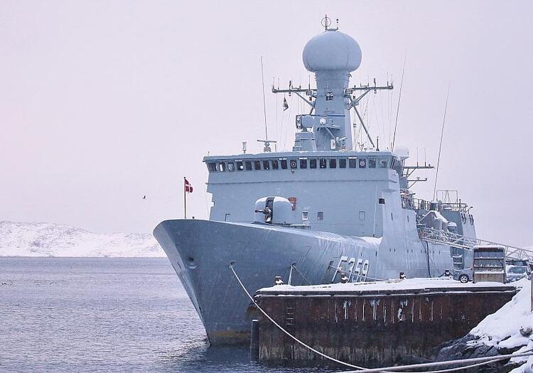 Rutte sieht sich öffnende Seewege im gesamten Hohen Norden