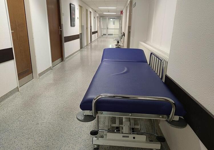 Warken will Gesundheitssystem auf Kriegsszenarien vorbereiten