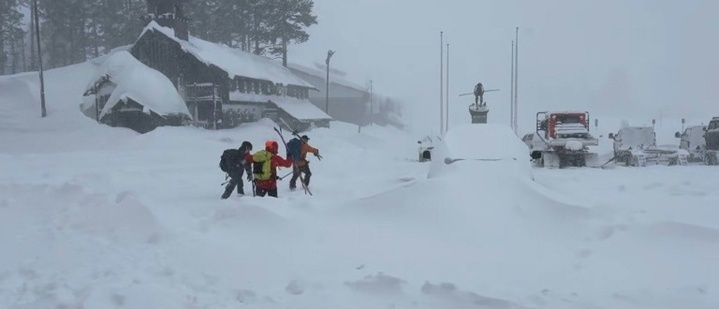 Acht Tote durch Lawine in kalifornischen Bergen