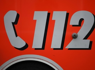 Von schwerem Gerät eingeklemmt: 62-Jähriger stirbt bei Verladearbeiten