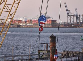 EU-Parlamentarier stoppen Umsetzung von US-Zolldeal vorläufig