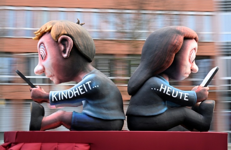 Social-Media-Verbot für Kinder: Expertenkommission bremst Union und SPD