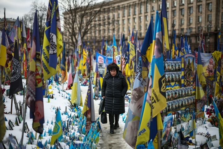 Vier Jahre Krieg in der Ukraine: Verbündete sichern Kiew anhaltende Unterstützung zu