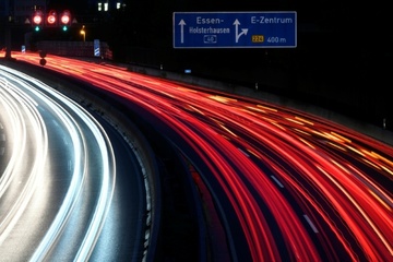 Einigung auf Tarifpaket: Mehr Geld für Beschäftigte der Autobahn GmbH ab Mai