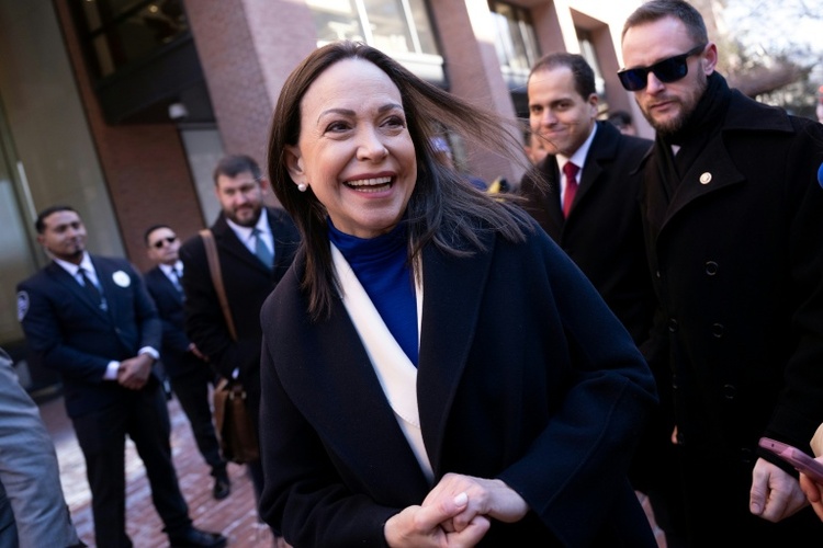 Oppositionsführerin Machado will in 