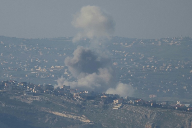 Nach Hisbollah-Attacken: Libanon meldet 31 Tote bei israelischen Angriffen