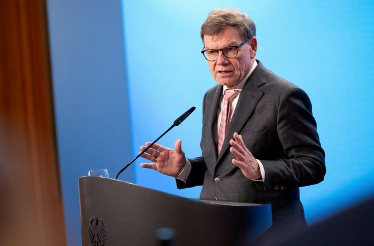 Erster Evakuierungsflug der Bundesregierung startet am Mittwoch