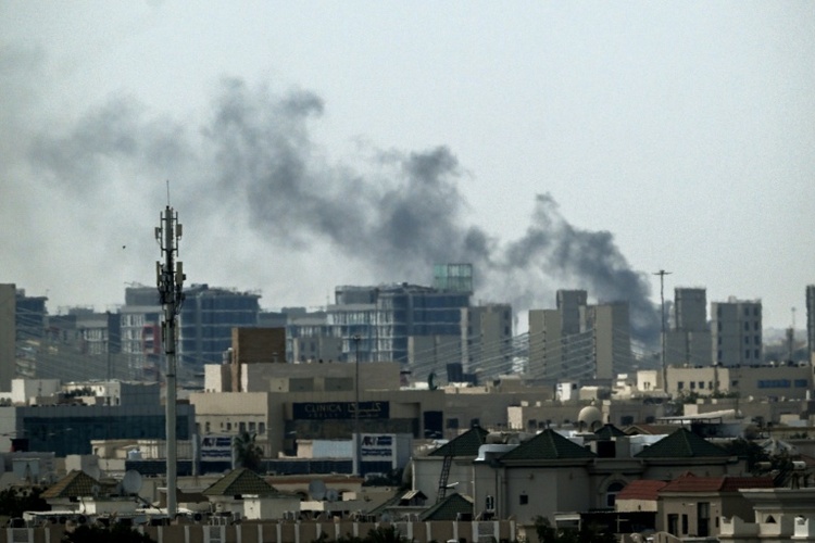 Neue Angriffe erschüttern Golfregion - Sechs Verletzte in Abu Dhabi