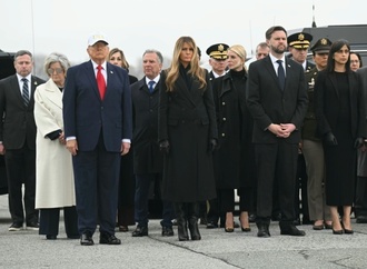 Trump nimmt Leichen von im Iran-Krieg getöteten US-Soldaten in Empfang