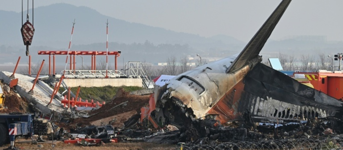 Schlimmstes Flugzeugunglück Südkoreas: Betonmauer aus Spargründen errichtet