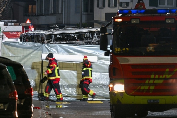 Busbrand in der Schweiz: Polizei geht von vorsätzlicher Brandstiftung aus